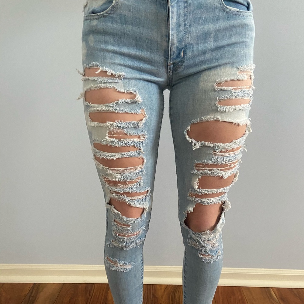 American Eagle High Rise Jeans